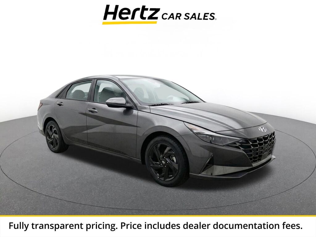 2026 Hyundai Elantra SEL Sport — photo 1 of 23