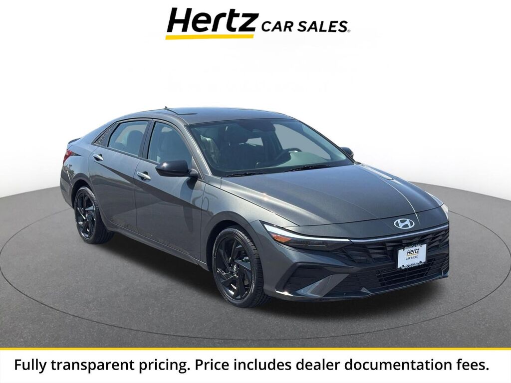 2026 Hyundai Elantra SEL Sport — photo 1 of 13