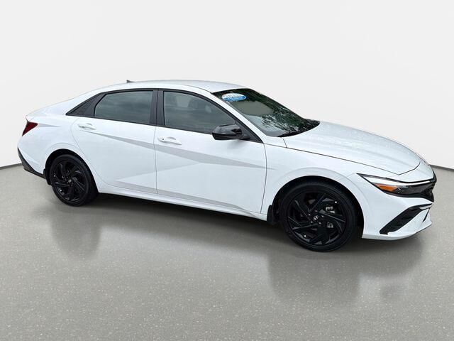2026 Hyundai ELANTRA SEL Sport — photo 1 of 26