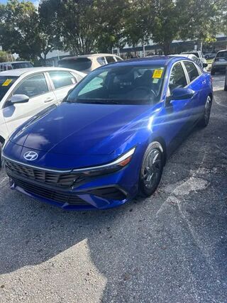 2024 Hyundai ELANTRA SEL