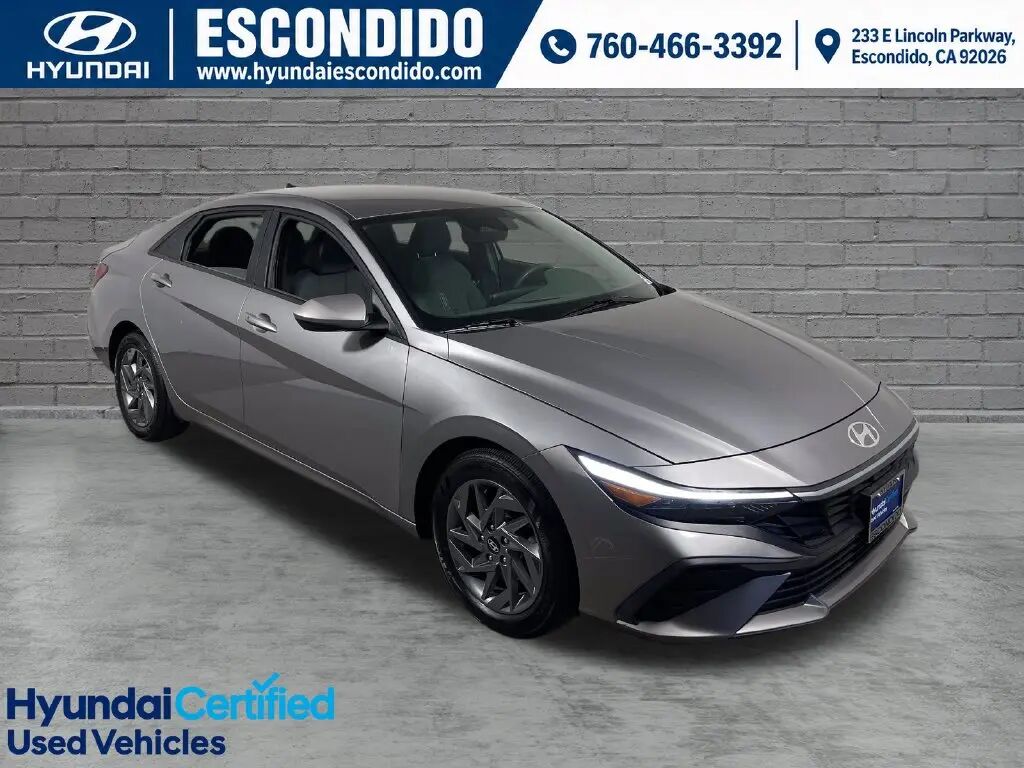 2024 Hyundai ELANTRA SEL — photo 1 of 13