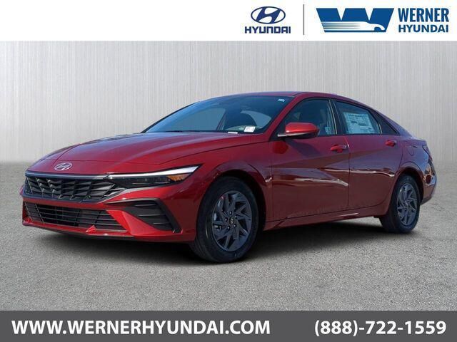 2025 Hyundai ELANTRA SEL Sport — photo 1 of 13