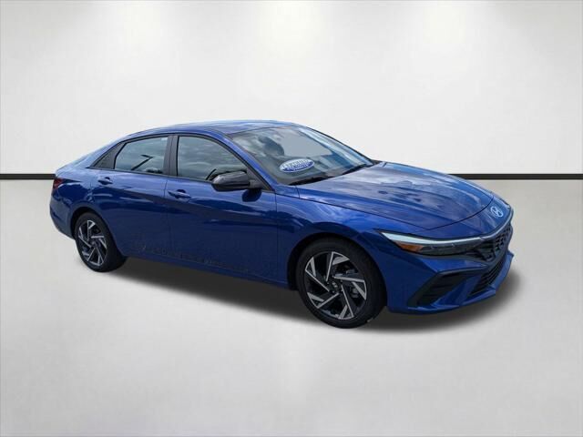 2025 Hyundai ELANTRA SEL Sport — photo 1 of 13