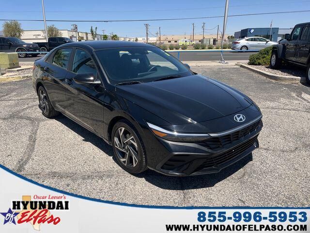 2025 Hyundai ELANTRA SEL Sport — photo 1 of 13