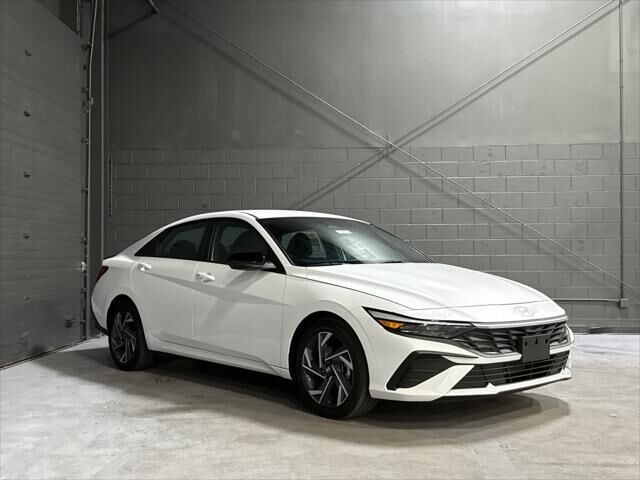 2025 Hyundai ELANTRA SEL Sport