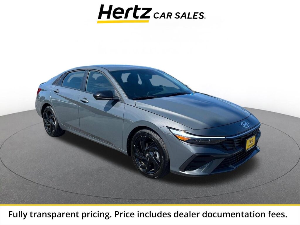 2026 Hyundai Elantra SEL Sport — photo 1 of 33