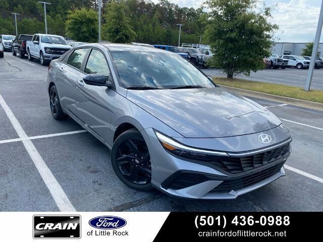 2026 Hyundai ELANTRA SEL Sport — photo 1 of 10