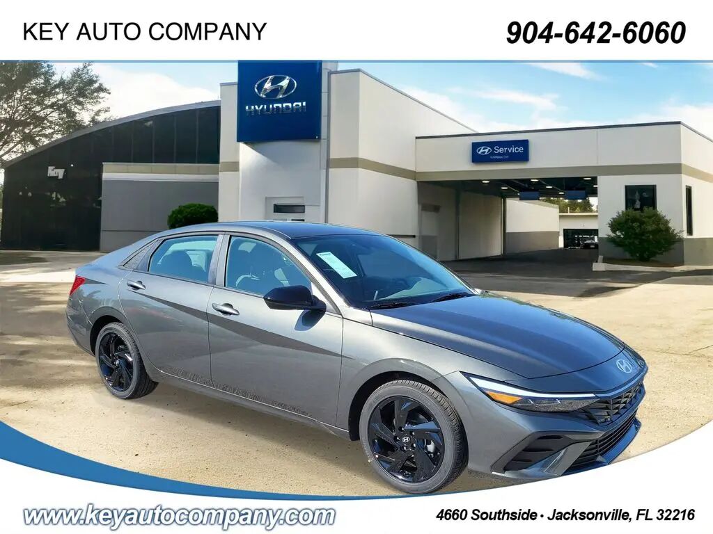 2026 Hyundai ELANTRA SEL Sport — photo 1 of 13