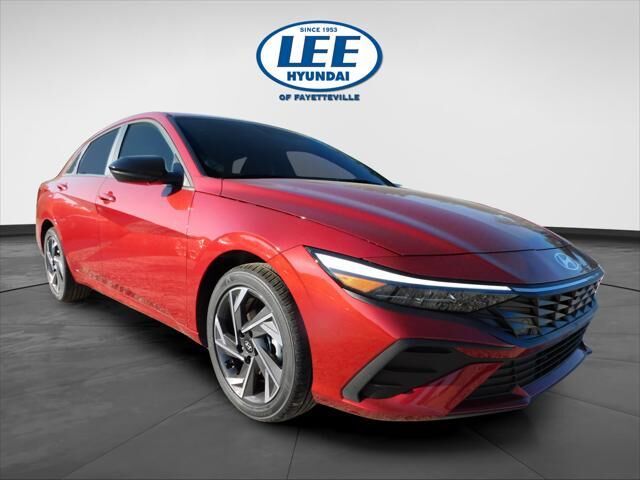 2025 Hyundai ELANTRA SEL Sport — photo 1 of 13