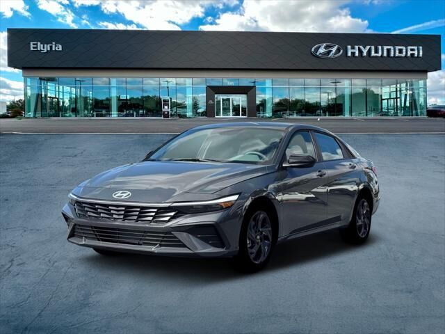 2026 Hyundai ELANTRA SEL Sport — photo 1 of 12