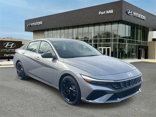 2026 Hyundai ELANTRA SEL Sport — photo 1 of 13
