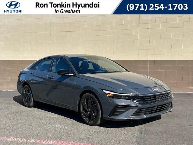 2026 Hyundai ELANTRA SEL Sport — photo 1 of 13