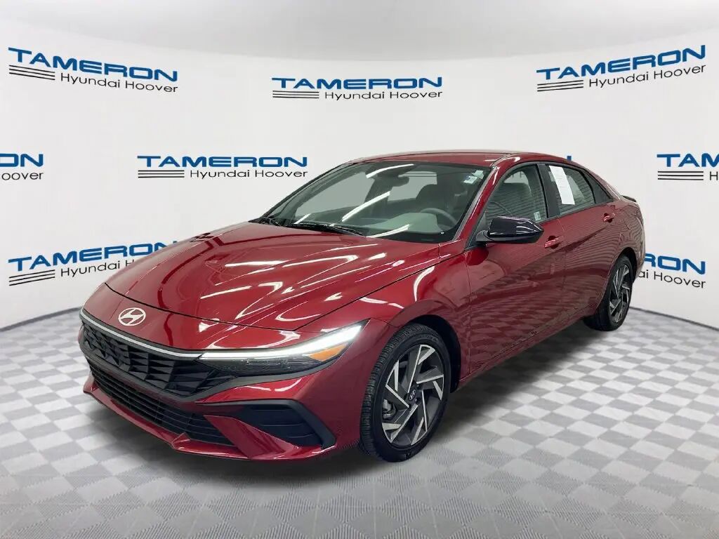2025 Hyundai ELANTRA SEL Sport — photo 1 of 13