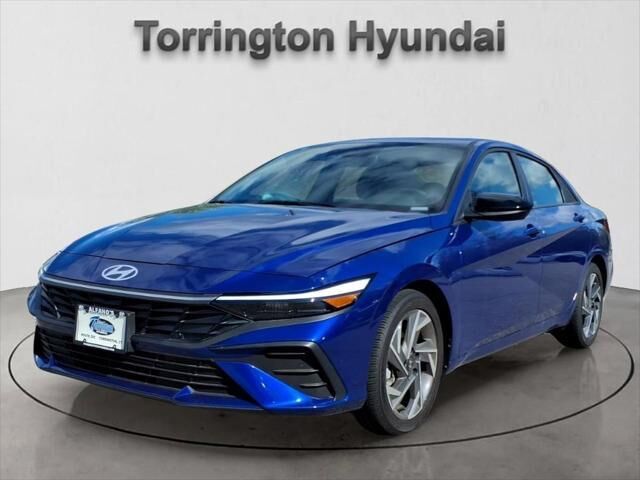 2025 Hyundai ELANTRA SEL Sport — photo 1 of 13