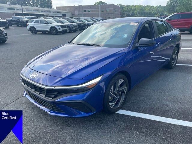 2025 Hyundai ELANTRA SEL Sport — photo 1 of 12