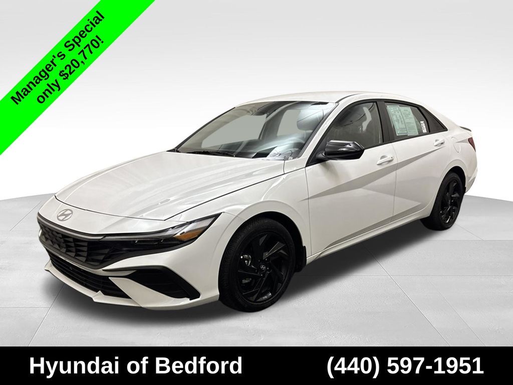 2026 Hyundai Elantra SEL Sport — photo 1 of 15