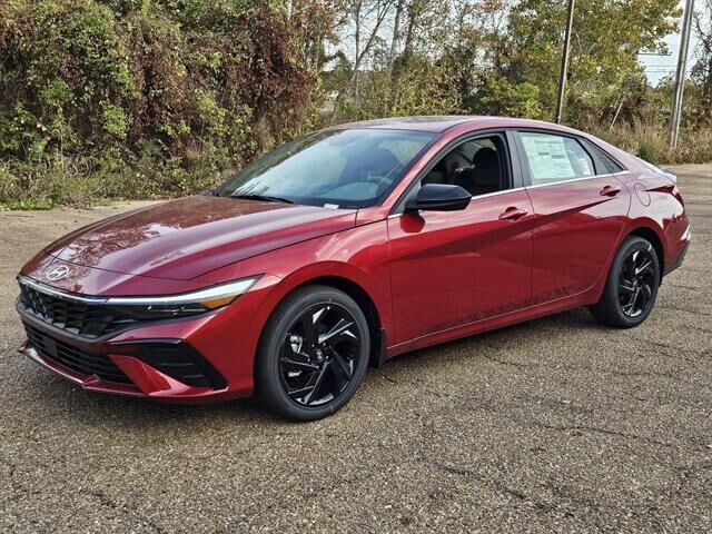 2026 Hyundai ELANTRA SEL Sport — photo 1 of 13