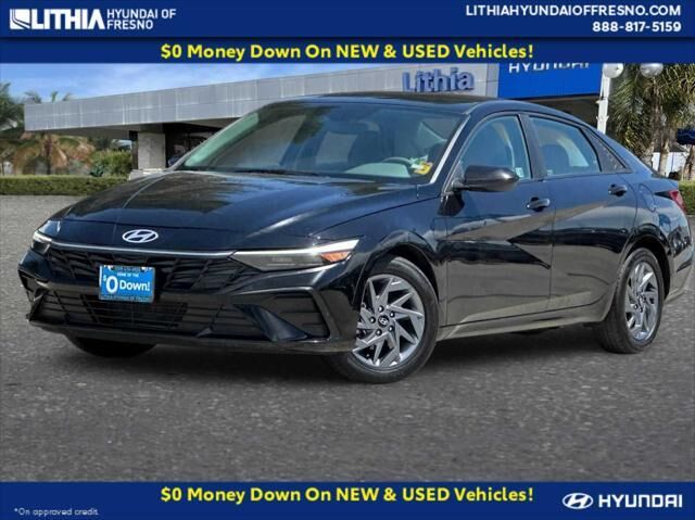 2024 Hyundai ELANTRA SEL — photo 1 of 13