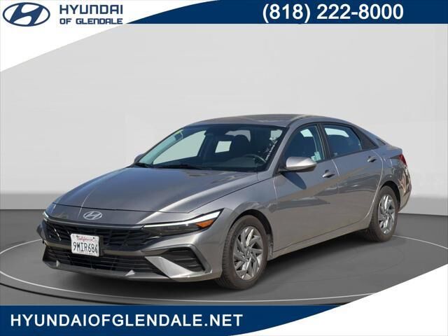 2024 Hyundai ELANTRA SEL — photo 1 of 30