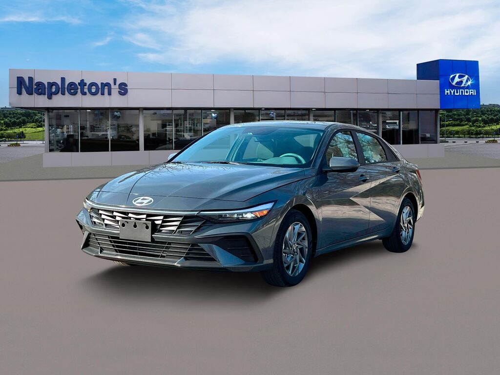 2024 Hyundai ELANTRA SEL — photo 1 of 12