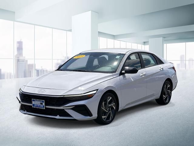 2025 Hyundai ELANTRA SEL Sport — photo 1 of 13