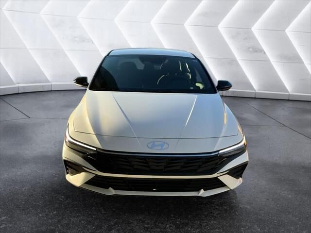2026 Hyundai ELANTRA SEL Sport — photo 1 of 13