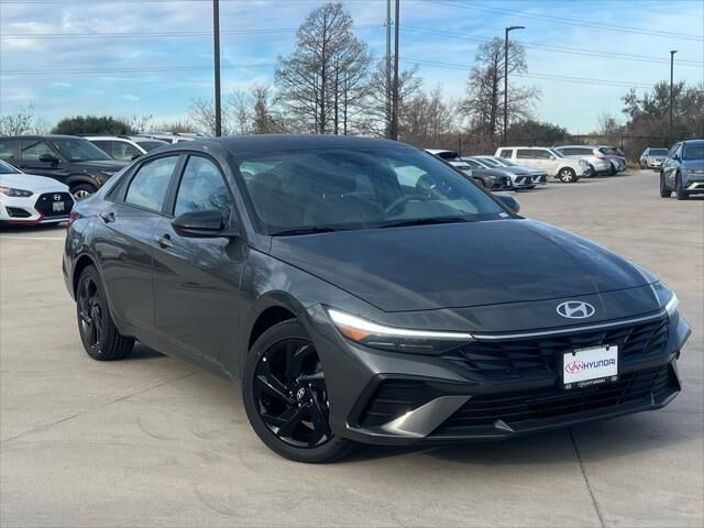 2026 Hyundai ELANTRA SEL Sport — photo 1 of 13