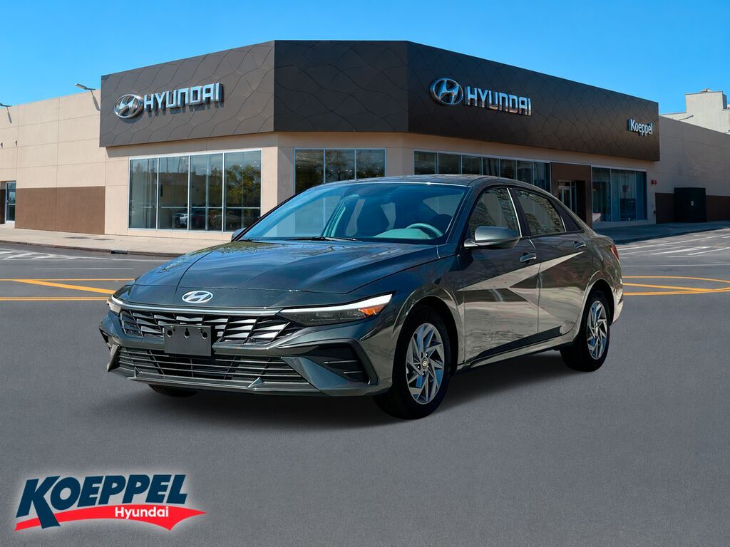 2024 Hyundai ELANTRA SEL — photo 1 of 26