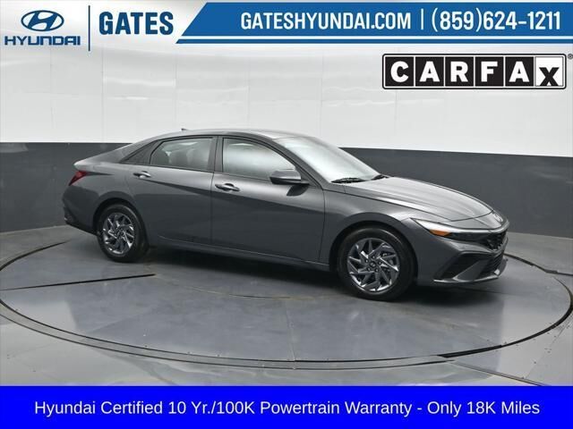 2024 Hyundai ELANTRA SEL — photo 1 of 13