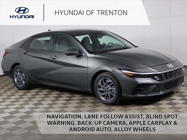 2024 Hyundai ELANTRA SEL — photo 1 of 13