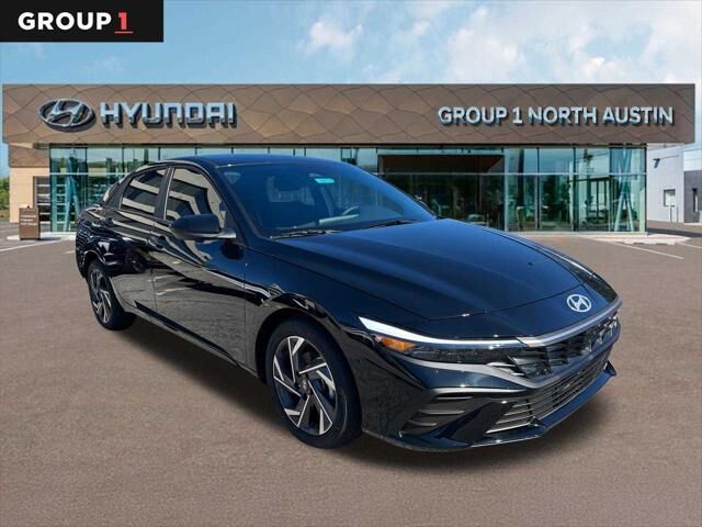 2025 Hyundai ELANTRA SEL Sport — photo 1 of 8