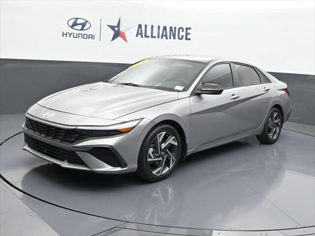 2025 Hyundai ELANTRA SEL Sport — photo 1 of 13