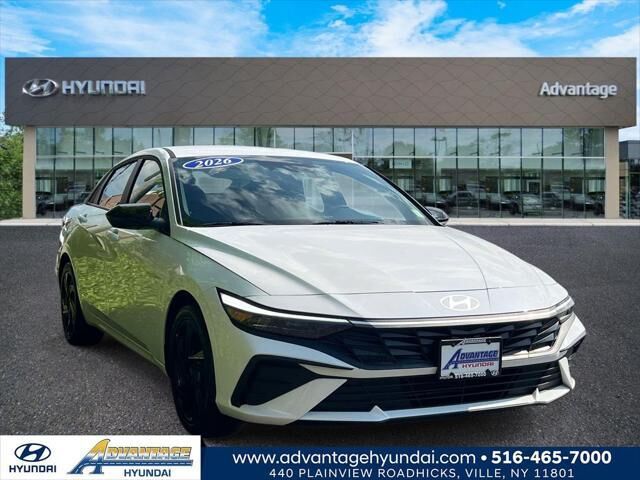 2026 Hyundai ELANTRA SEL Sport — photo 1 of 12