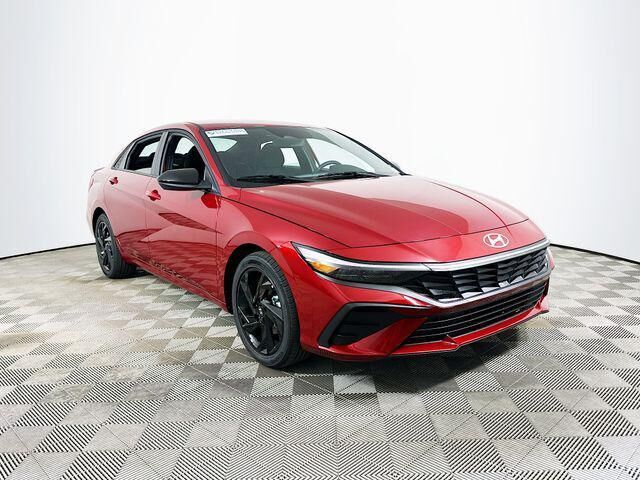 2026 Hyundai ELANTRA SEL Sport — photo 1 of 13