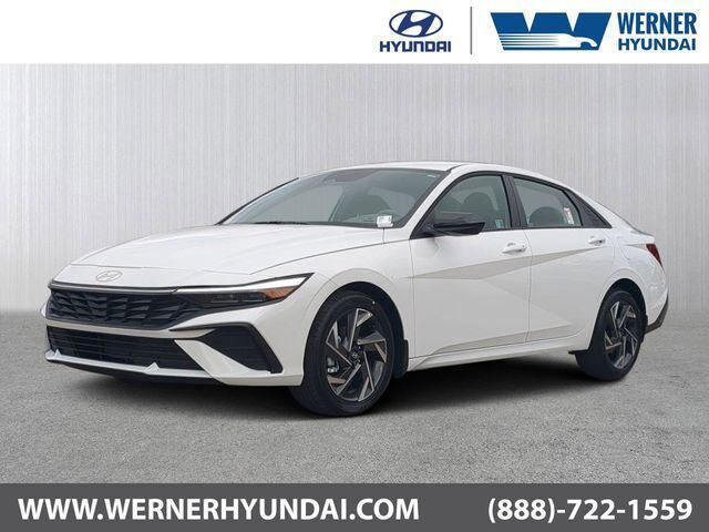 2025 Hyundai ELANTRA SEL Sport — photo 1 of 13