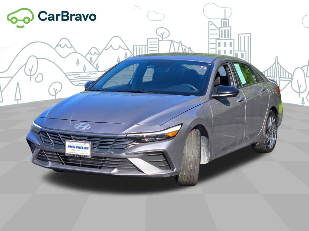2025 Hyundai Elantra SEL Sport — photo 1 of 6