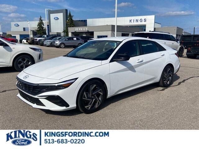 2025 Hyundai ELANTRA SEL Sport — photo 1 of 8
