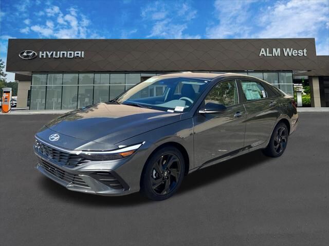 2026 Hyundai ELANTRA SEL Sport — photo 1 of 26