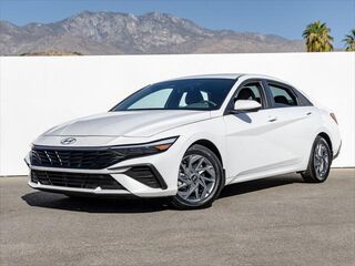 2024 Hyundai ELANTRA SEL — photo 1 of 13
