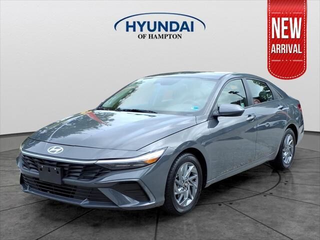 2024 Hyundai ELANTRA SEL — photo 1 of 13