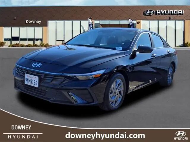 2024 Hyundai ELANTRA SEL