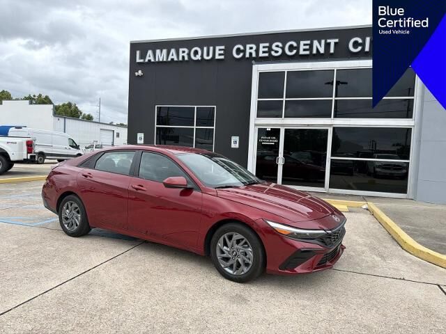 2024 Hyundai ELANTRA SEL