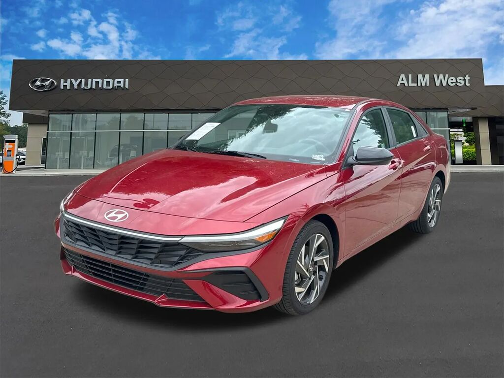 2025 Hyundai ELANTRA SEL Sport — photo 1 of 13