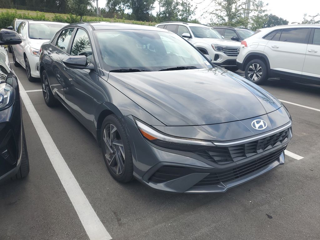 2025 Hyundai Elantra SEL Sport — photo 1 of 1
