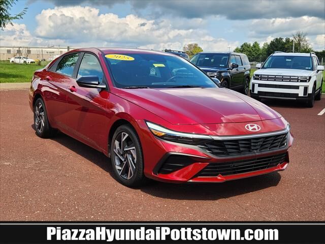 2025 Hyundai ELANTRA SEL Sport — photo 1 of 38