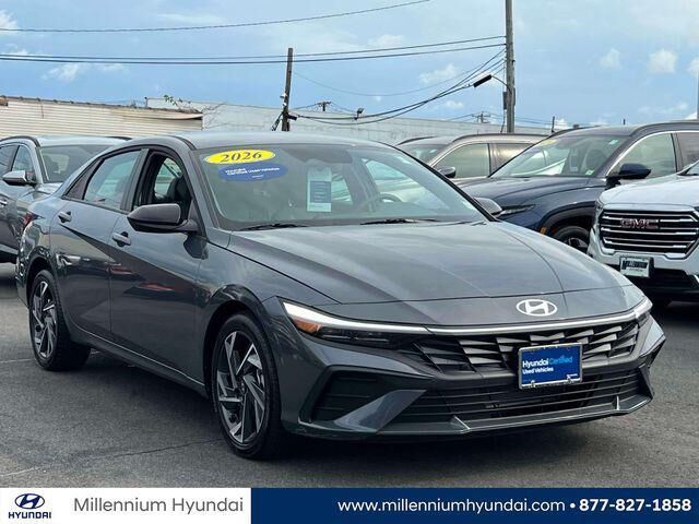 2025 Hyundai ELANTRA SEL Sport — photo 1 of 64