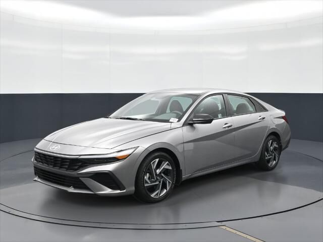 2025 Hyundai ELANTRA SEL Sport — photo 1 of 13