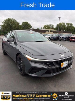 2026 Hyundai ELANTRA SEL Sport — photo 1 of 13