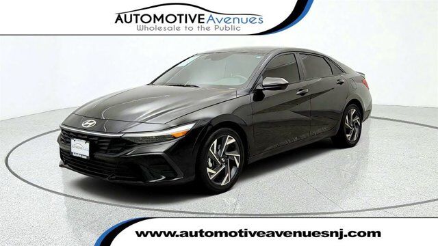 2025 Hyundai Elantra Hybrid SEL Sport — photo 1 of 1