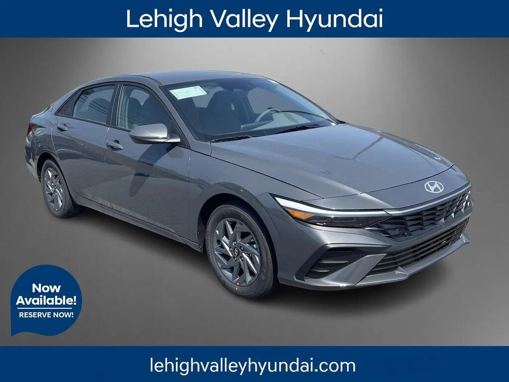 2025 Hyundai ELANTRA Hybrid Blue — photo 1 of 15